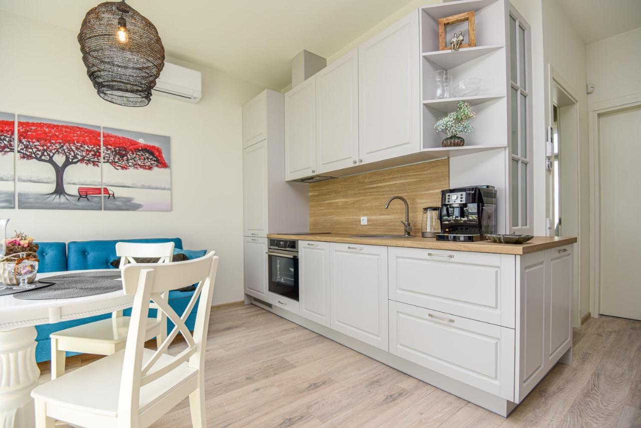 Apartamentai Melyna Jura Palanga Esterno foto
